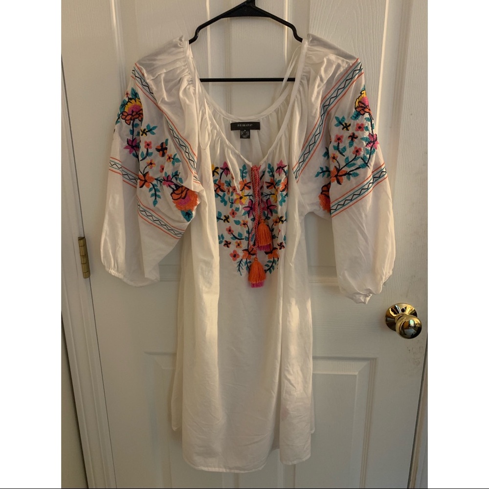 Women’s dress